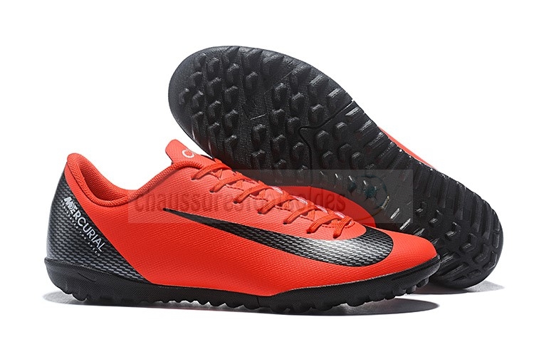 Nike Crampon De Foot Mercurial VaporX 12 Club TF Rouge