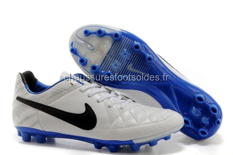 Nike Crampon De Foot Tiempo Mystic V AG Blanc Bleu