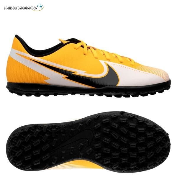 Nike Crampon De Foot Mercurial Vapor 13 Club Enfants TF Daybreak Orange Noir Blanc