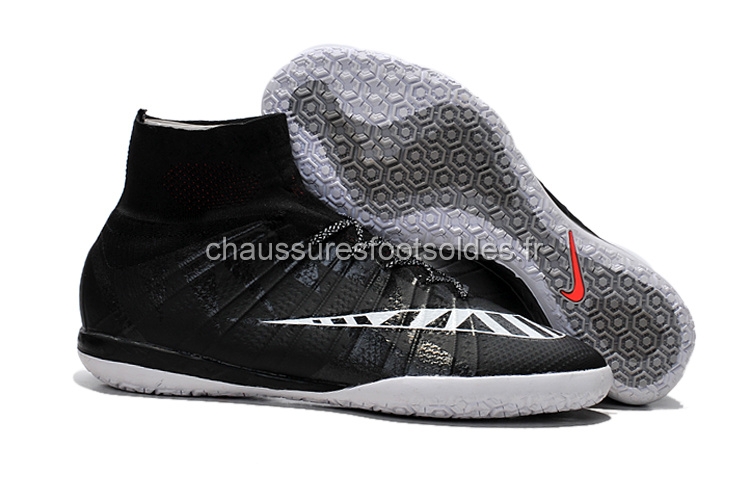 Nike Crampon De Foot MercurialX Proximo INIC Noir Blanc